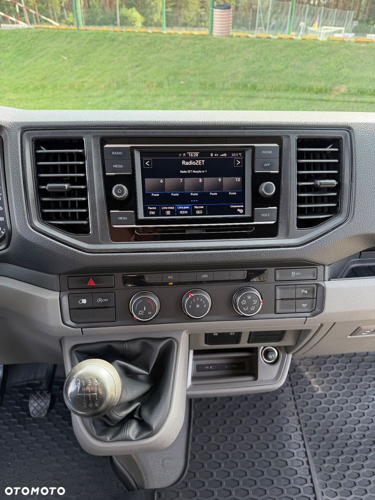 Volkswagen Crafter - 17