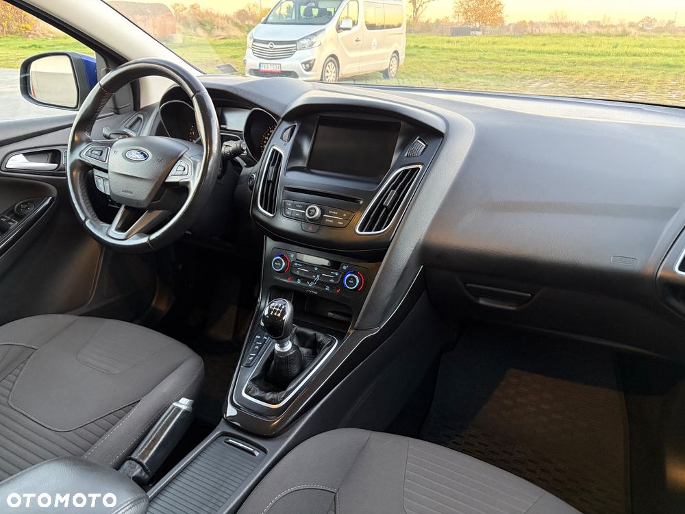 Ford Focus - 16