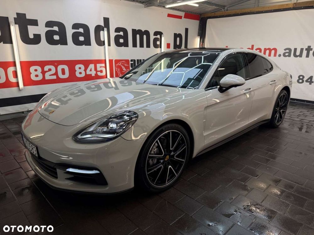 Porsche Panamera - 3