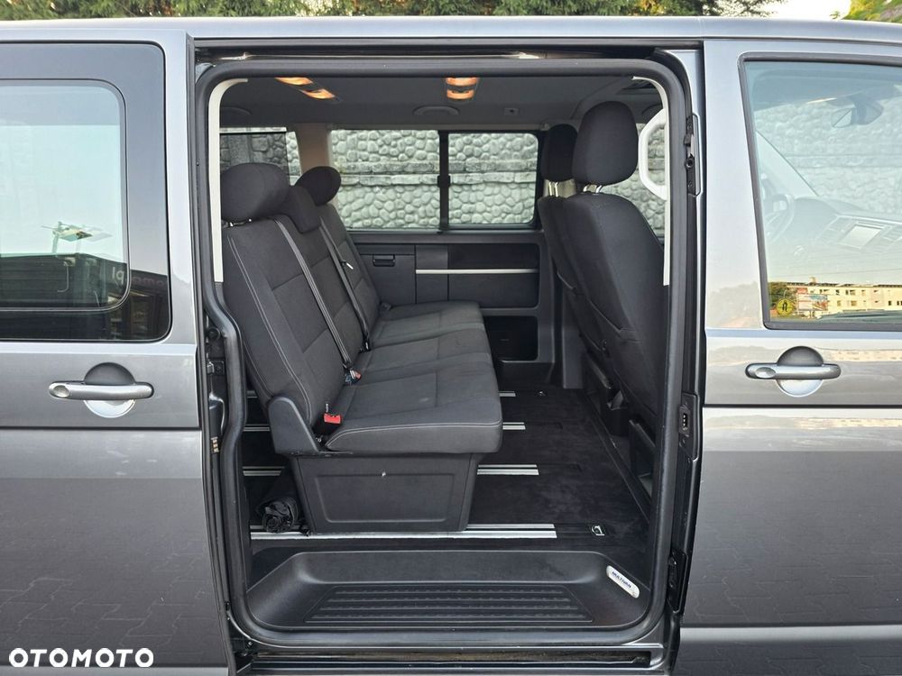 Volkswagen Multivan 2.0 TDI L1 Comfortline DSG - 23