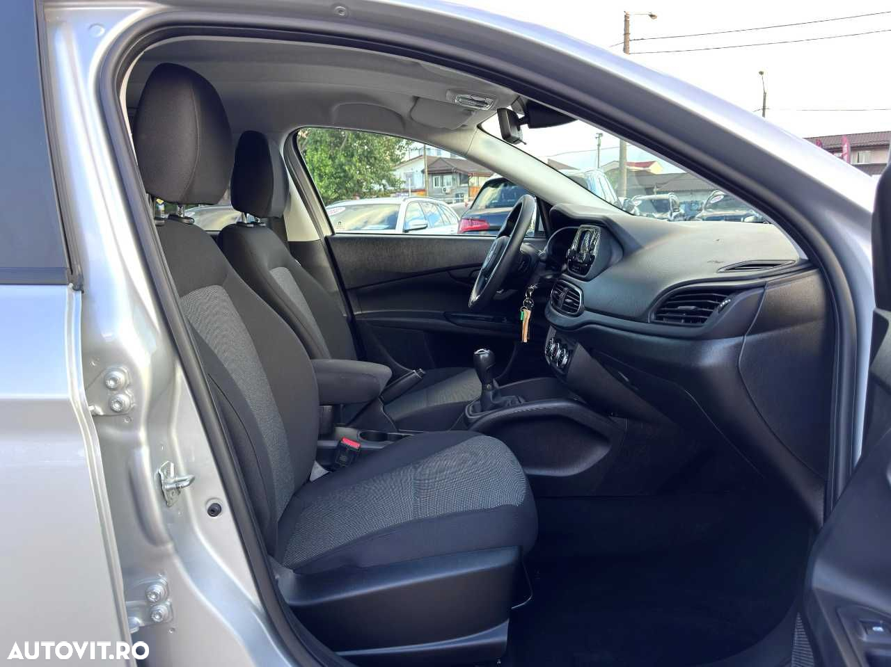 Fiat Tipo - 18