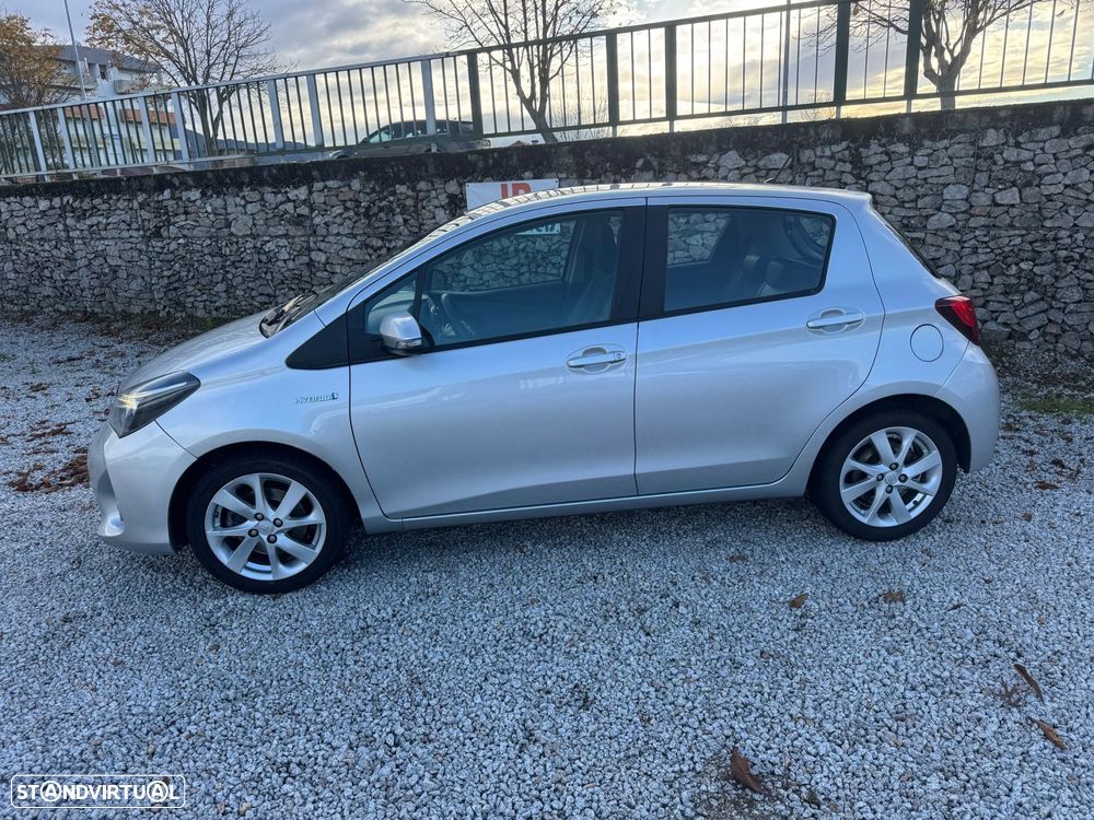 Toyota Yaris 1.5 HSD Exclusive - 5