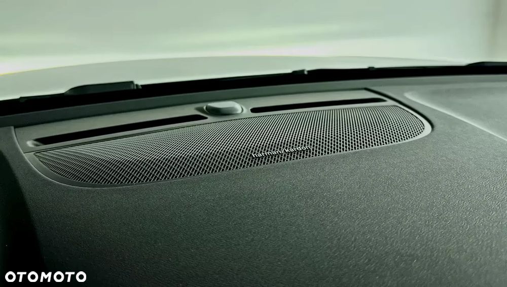 Volvo XC 40 82kWh Recharge Extended Range Ultimate - 11