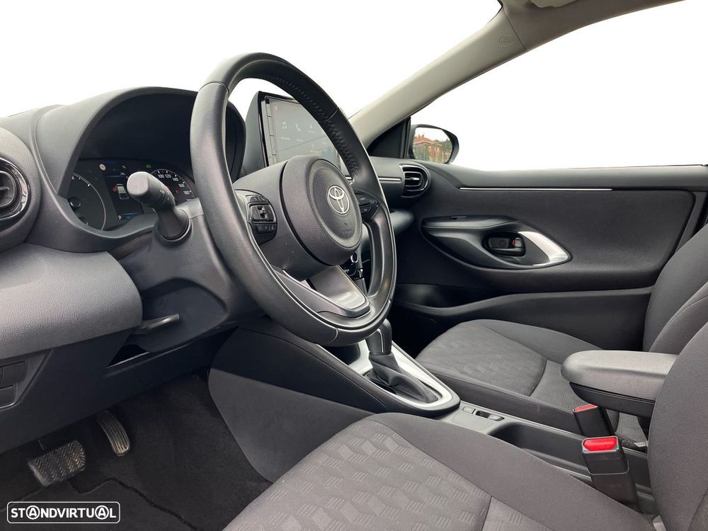 Toyota Yaris - 12