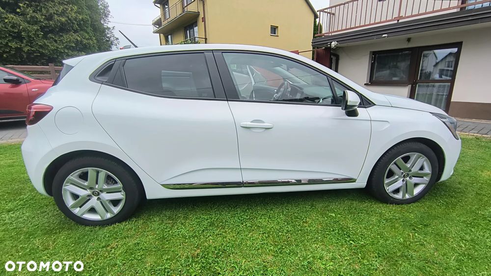 Renault Clio - 8