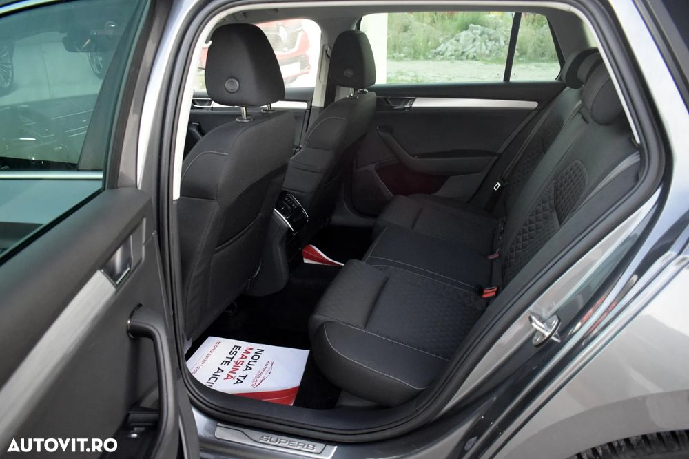 Skoda Superb 2.0 TDI DSG Style - 14
