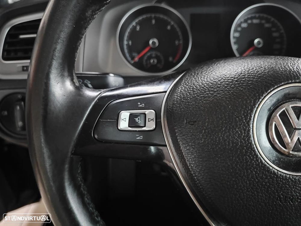 VW Golf 1.6 TDi Trendline BlueMotion - 25