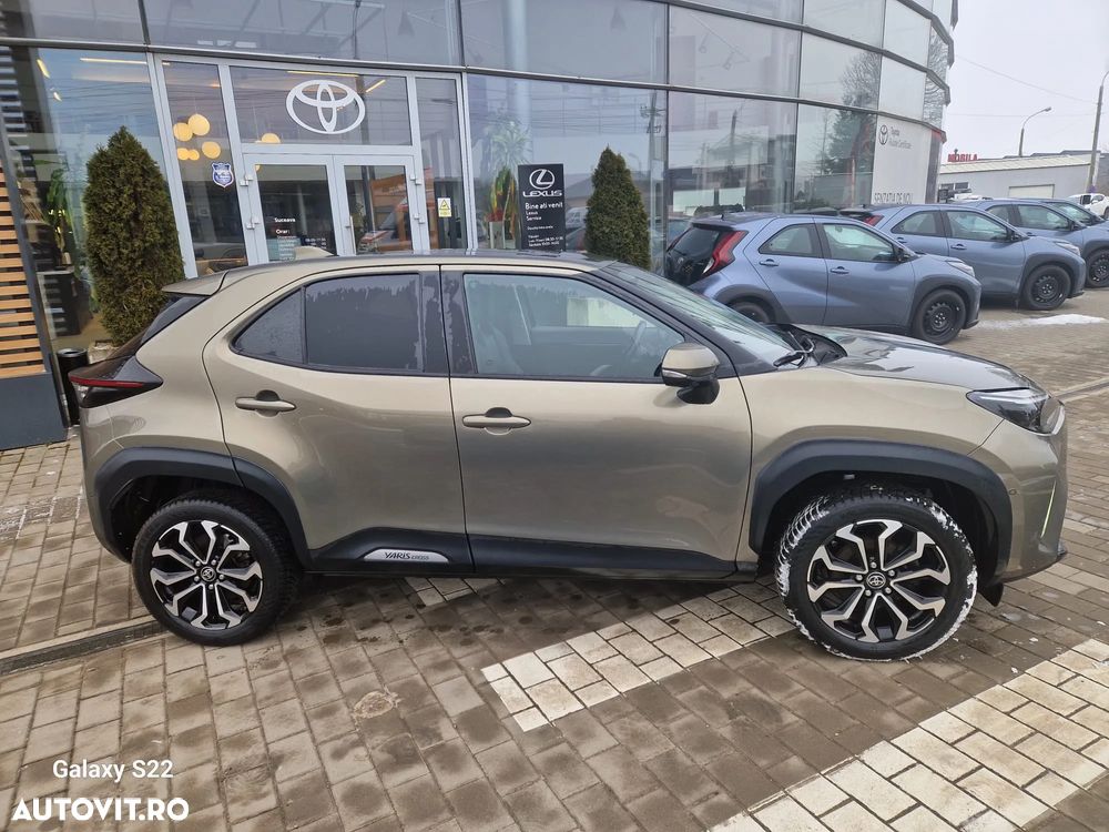 Toyota Yaris Cross 1.5 VVT-i HSD 4x2 Exclusive Elegant - 8