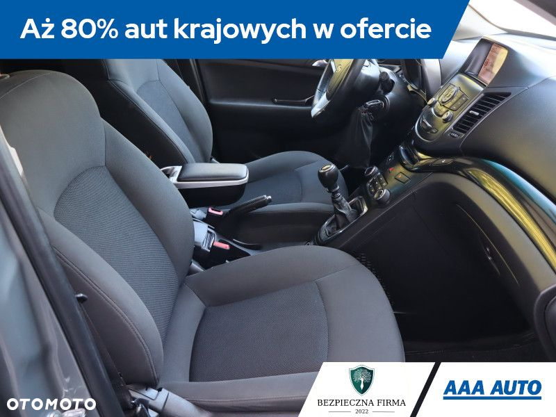 Chevrolet Orlando - 10