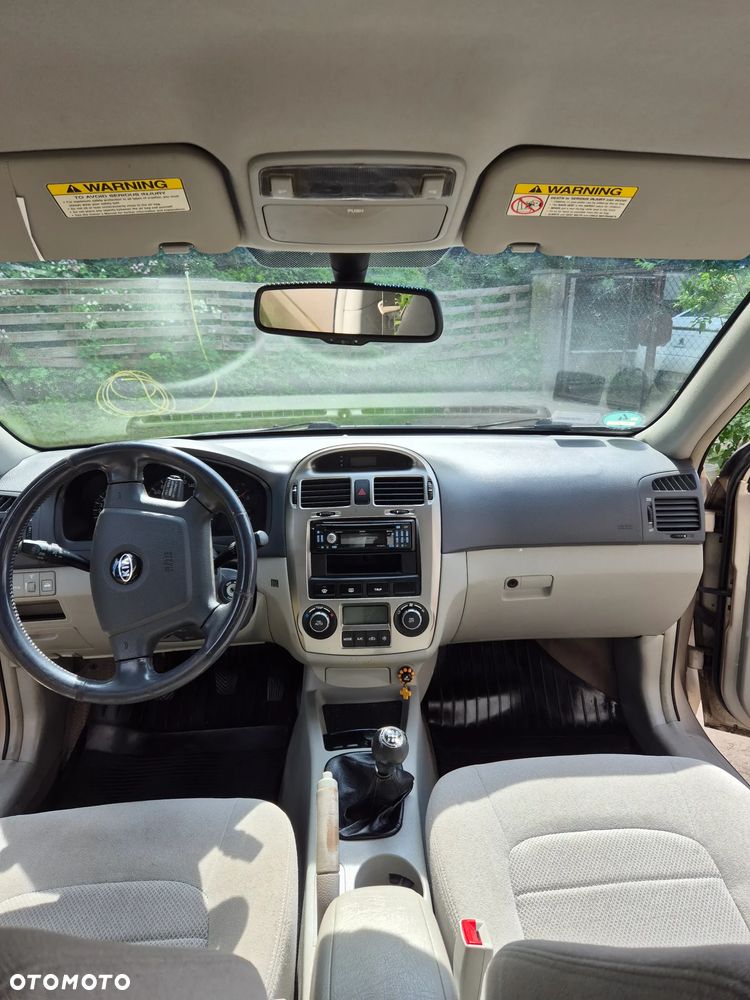Kia Cerato - 16