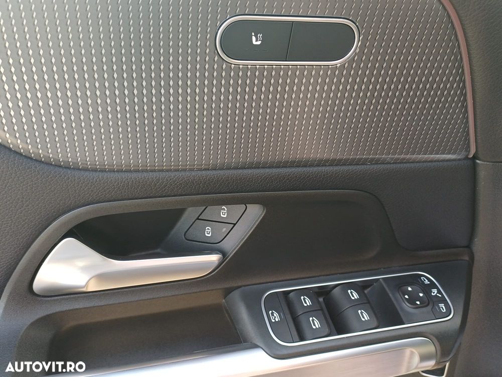 Mercedes-Benz GLB - 13