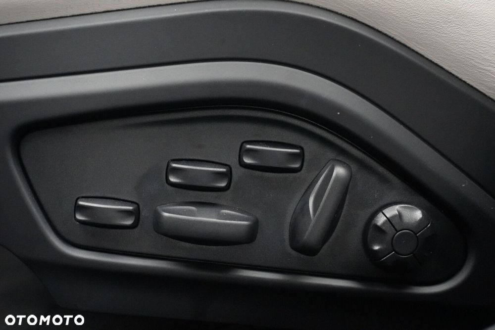 Porsche Panamera - 22