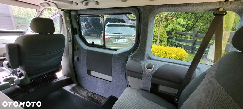 Opel Vivaro - 14