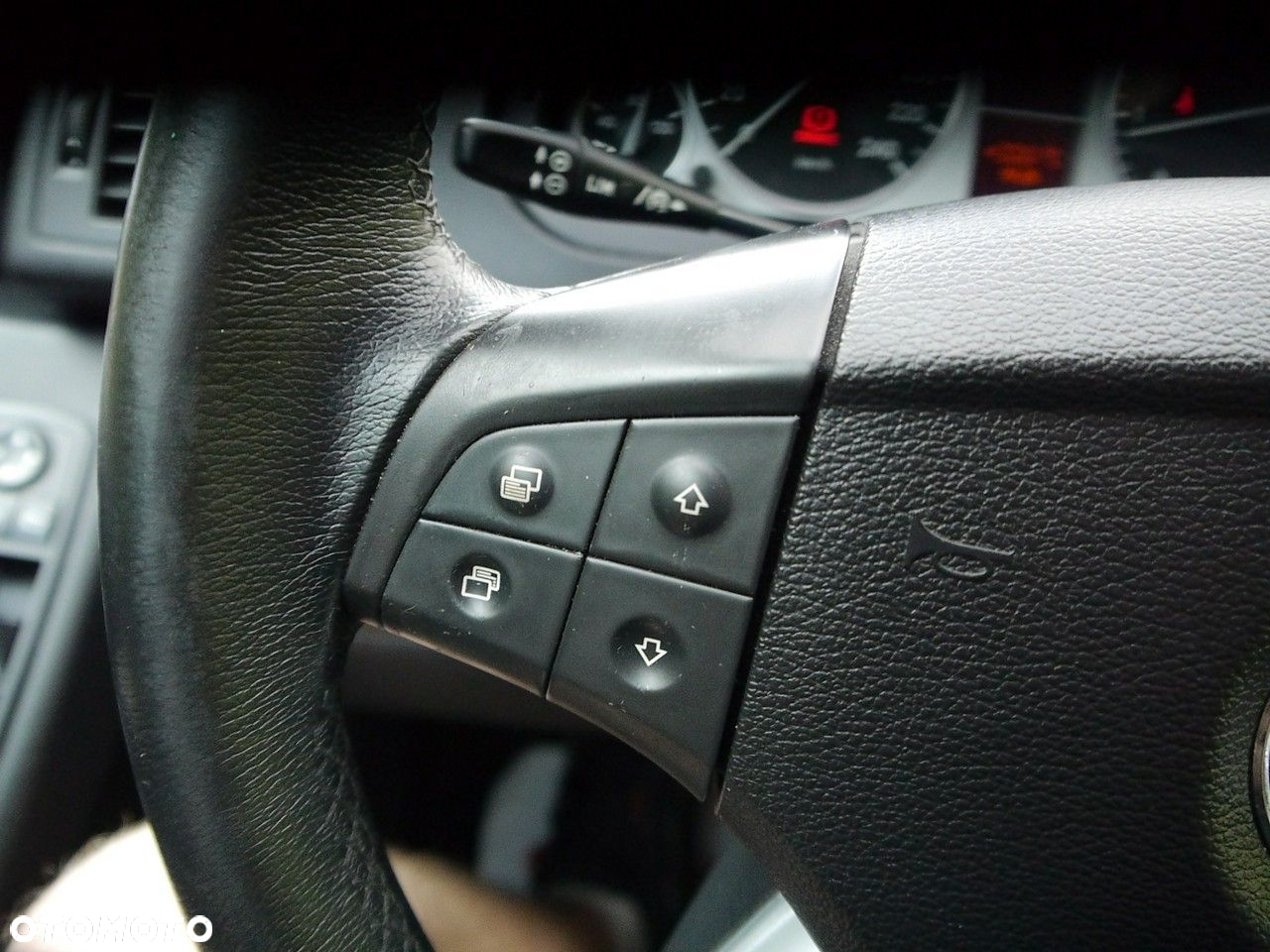 Mercedes-Benz Klasa B 180 BlueEFFICIENCY SPORT EDITION - 29