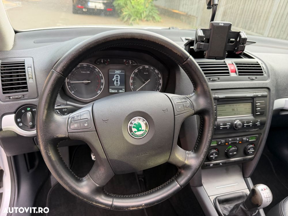 Skoda Octavia 2.0 TDI Elegance 4x4 - 13