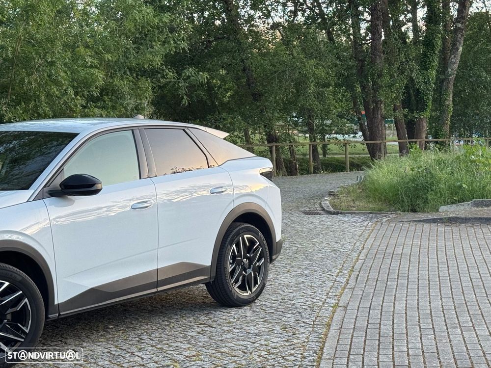 Peugeot 3008 1.2 Hybrid Allure e-DCS6 - 3