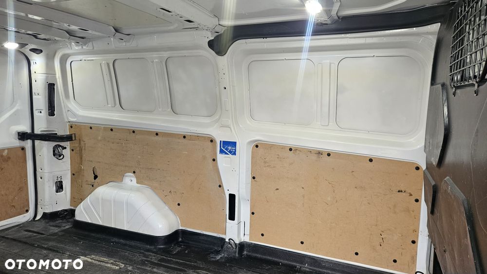 Ford Transit Custom - 25