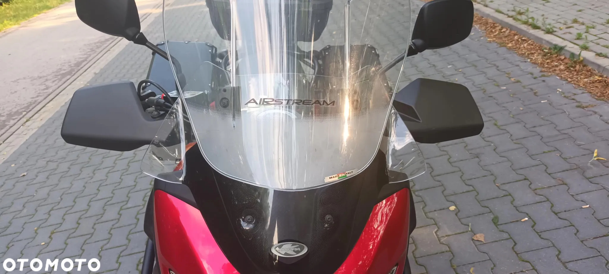 Suzuki V-STROM - 18