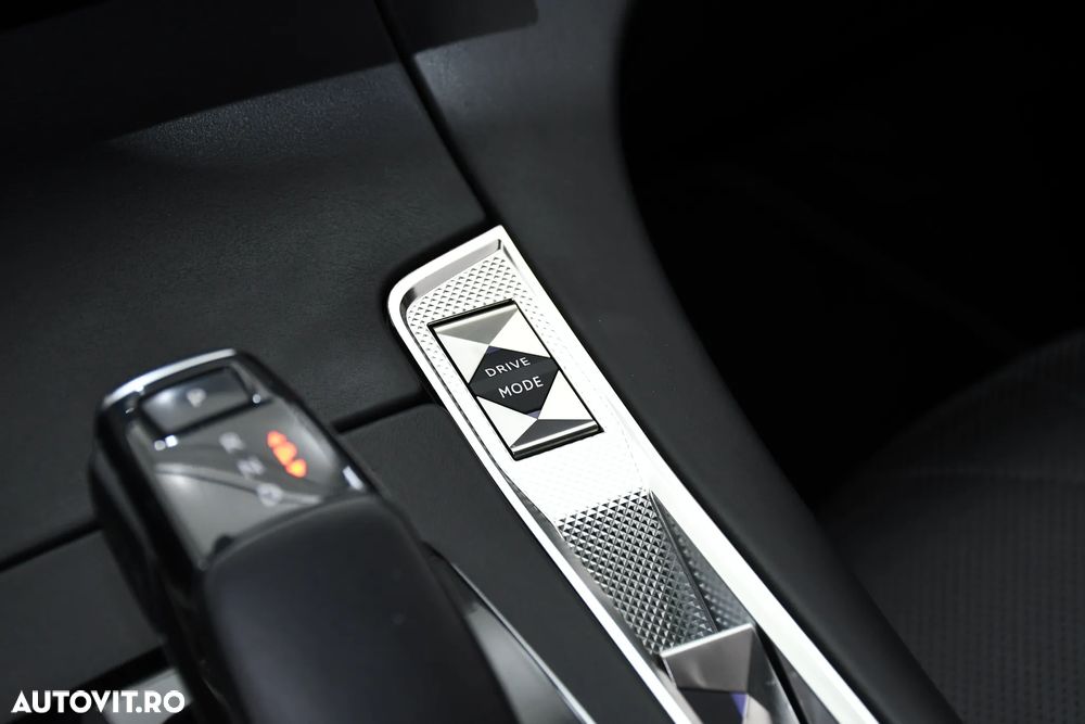 DS Automobiles DS 7 Crossback - 18