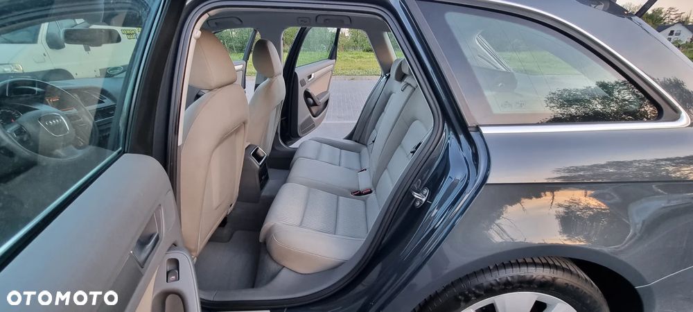 Audi A4 Avant 1.8 TFSI multitronic Ambiente - 6