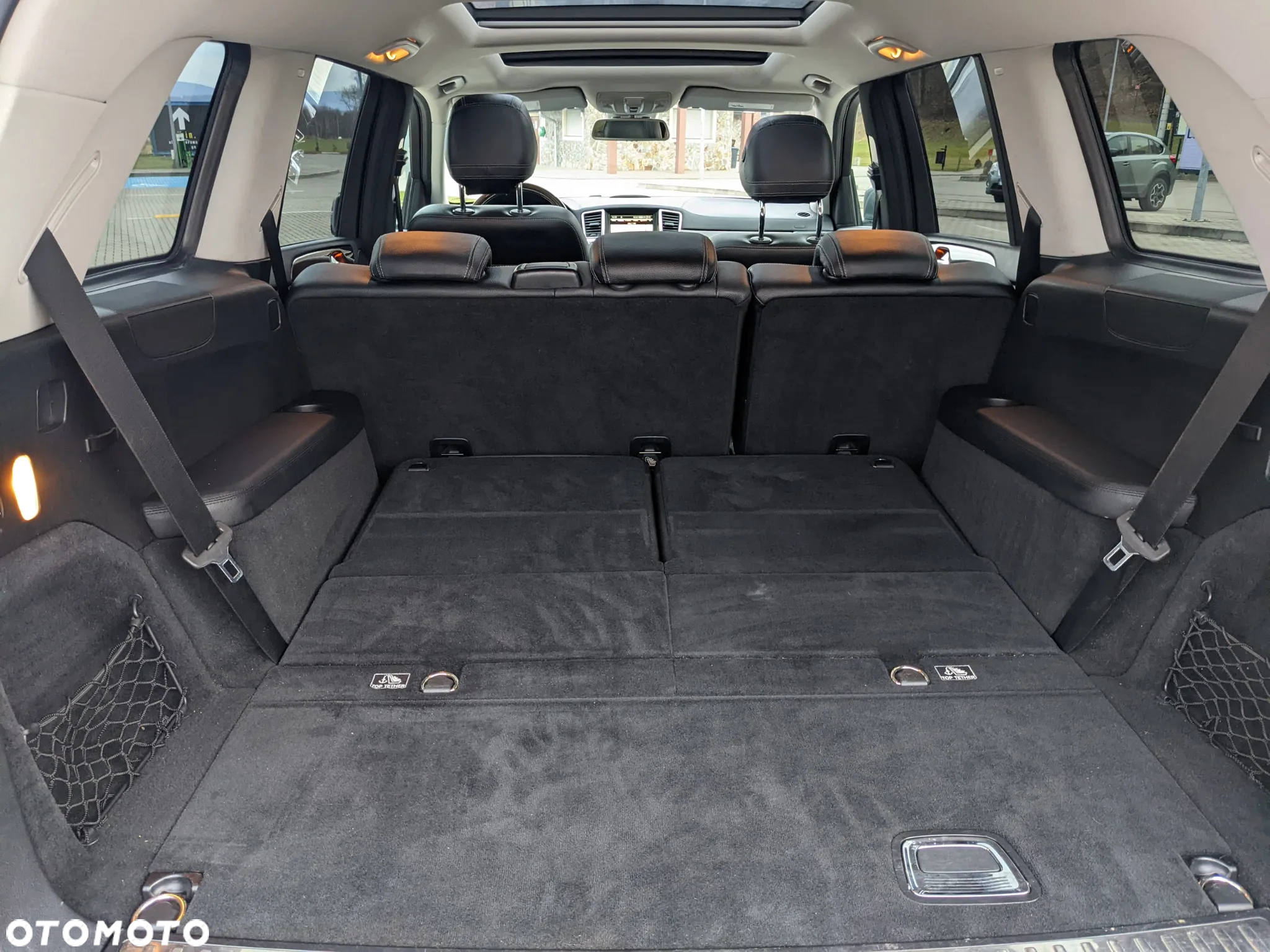 Mercedes-Benz GL 400 4Matic 7G-TRONIC - 18