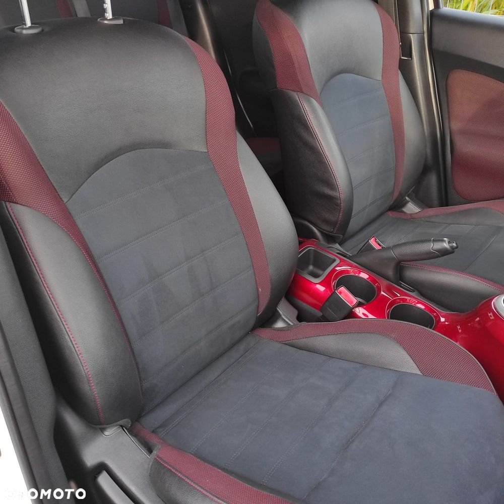 Nissan Juke - 11