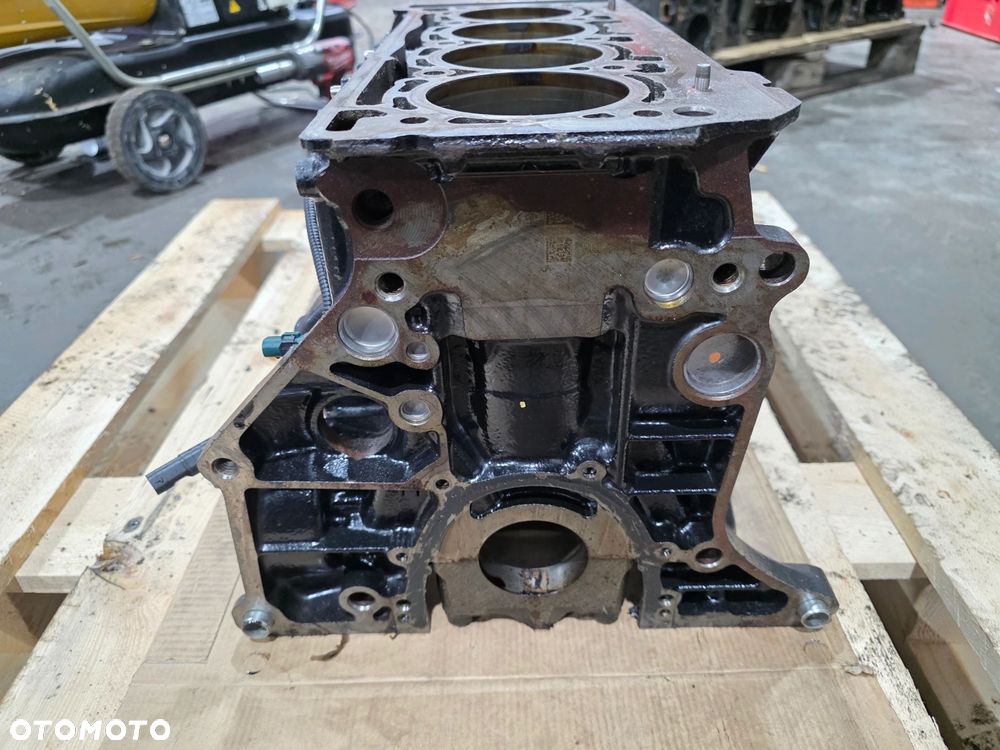 BLOK SILNIKA AUDI A4 B9 A5 Q5 FY 2.0 TFSI DJY 06K103023E 11/26 - 3