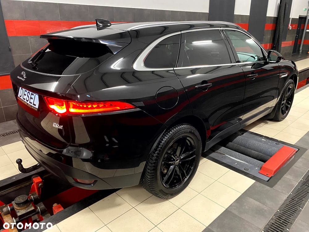 Jaguar F-Pace 20d Pure - 11
