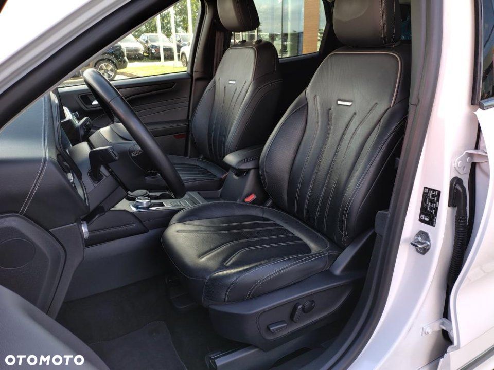 Ford Kuga - 16