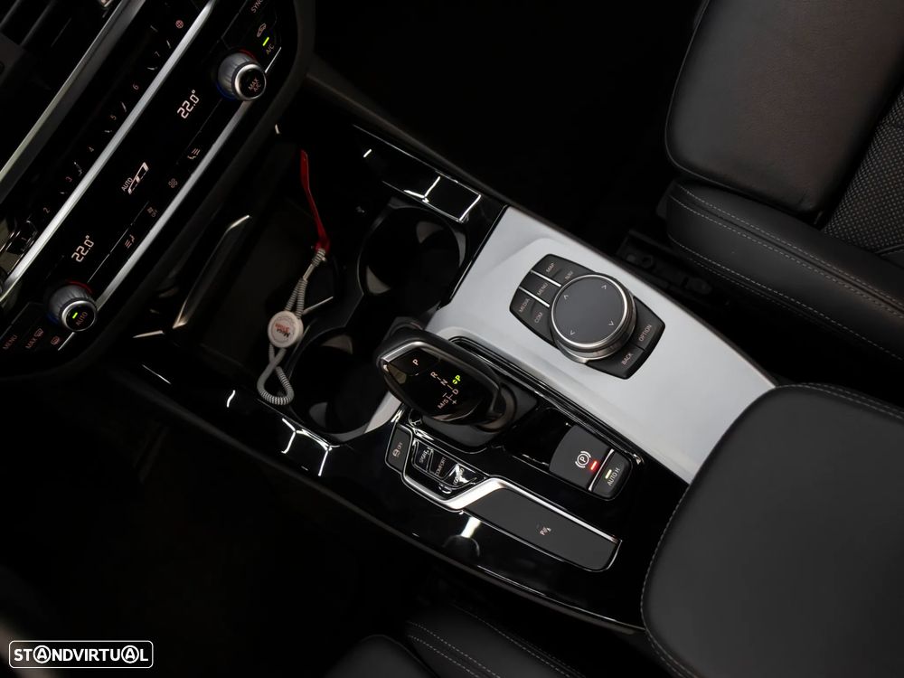 BMW X3 18 d sDrive Ed. L.Style Auto - 36