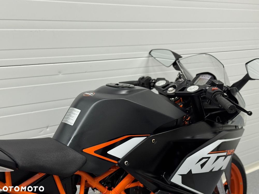 KTM RC 125 - 7