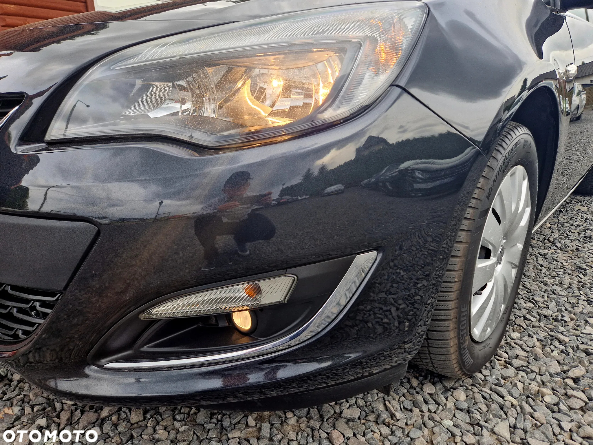 Opel Astra 1.4 Turbo Color Edition - 34