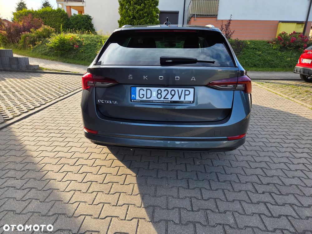 Skoda Octavia 2.0 TDI Style DSG - 6