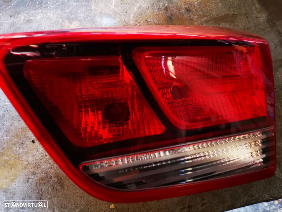 KIA RIO IV FAROLIM TRÁS DTO - FT068 - 4