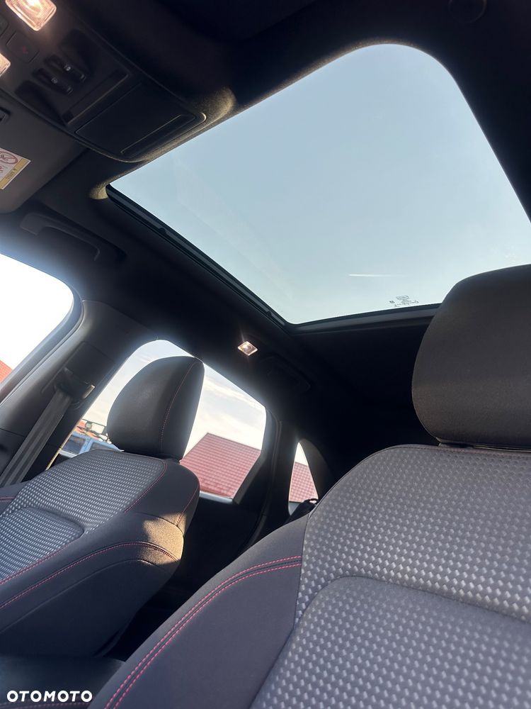 Ford Kuga - 26