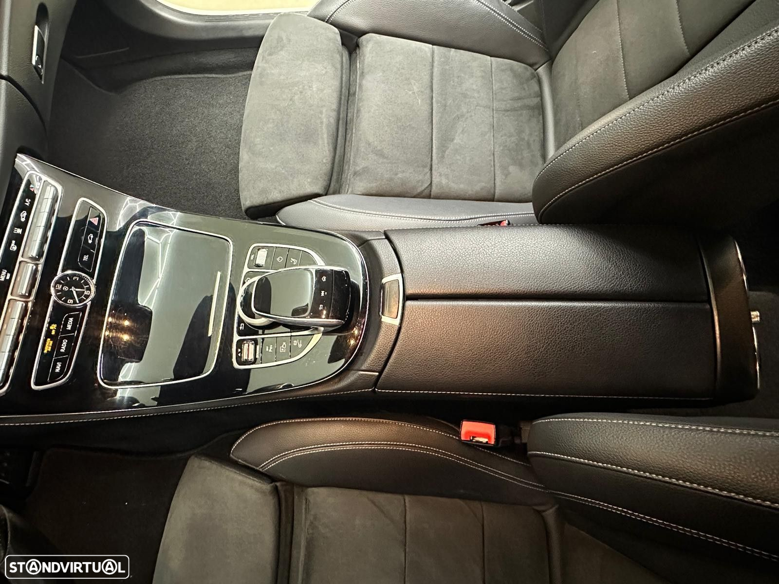 Mercedes-Benz E 300 de AMG Line - 41