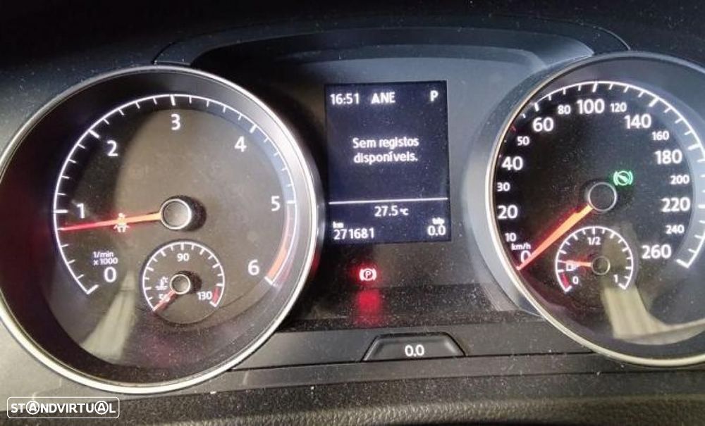 VW Golf 1.6 TDI Confortline DSG - 5