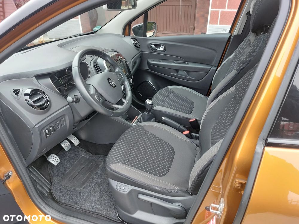 Renault Captur 0.9 Energy TCe Intens EU6 - 11