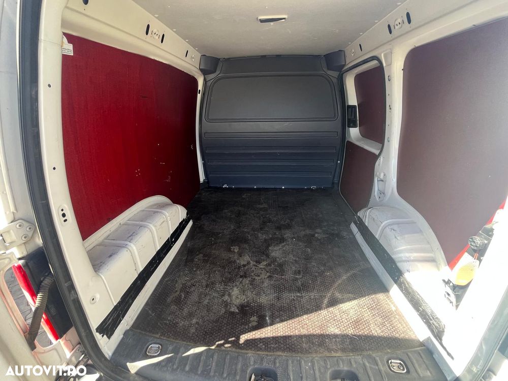 Volkswagen Caddy - 8