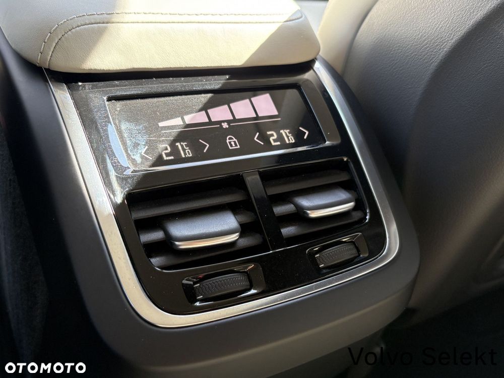 Volvo XC 60 - 23
