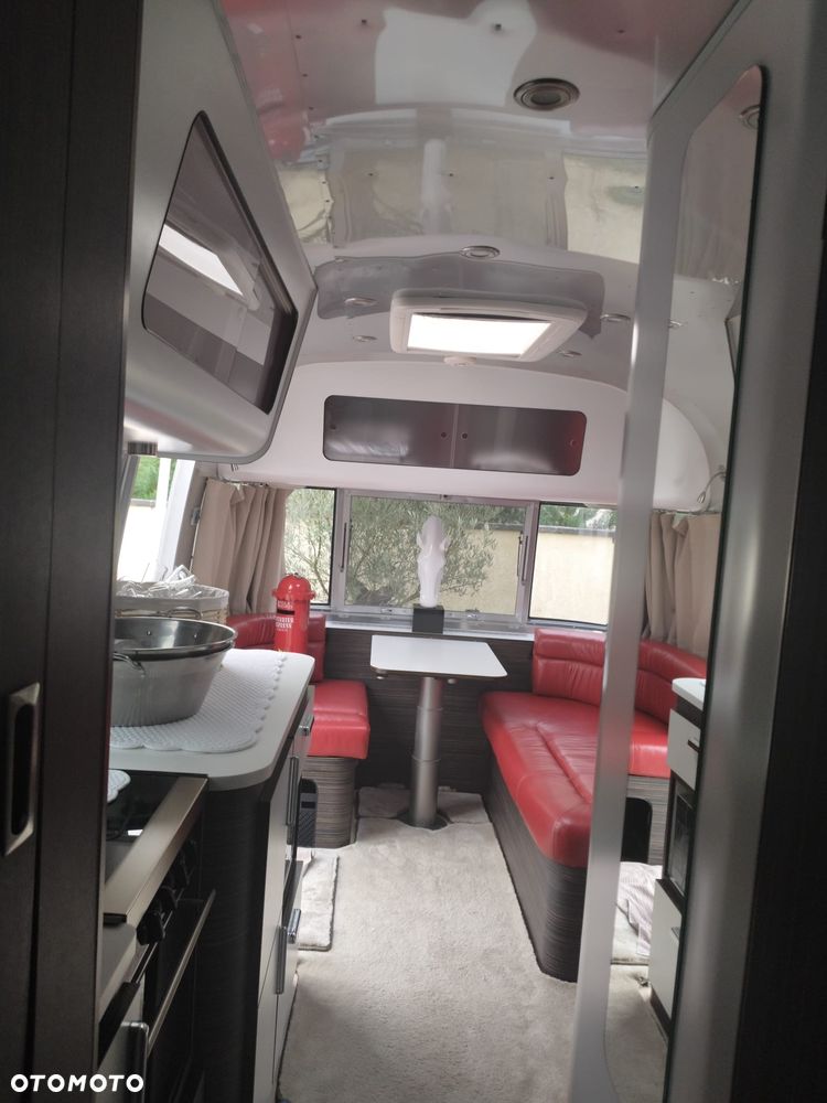 Airstream International 604 Przyczepa Kempingowa Super Stan - 12