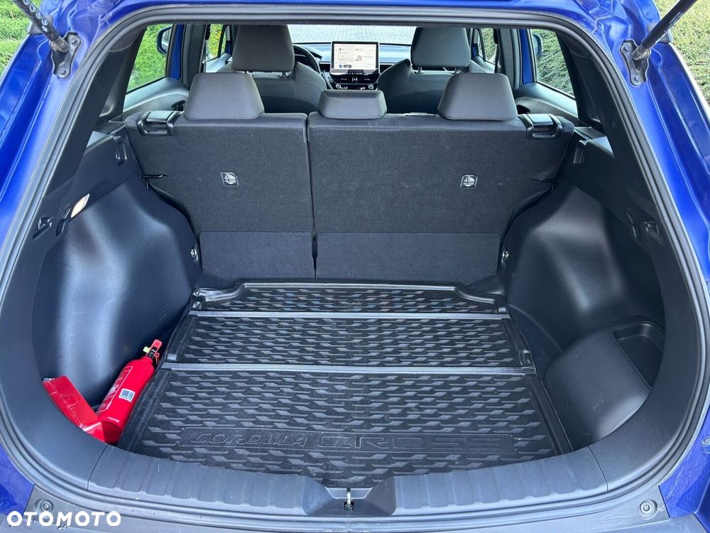 Toyota Corolla Cross - 8