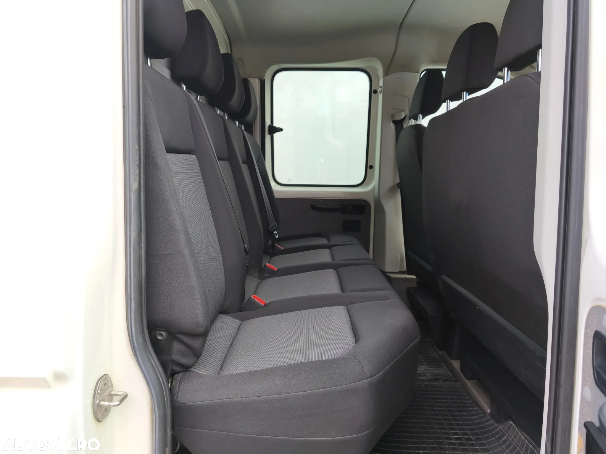 Volkswagen CRAFTER - 10