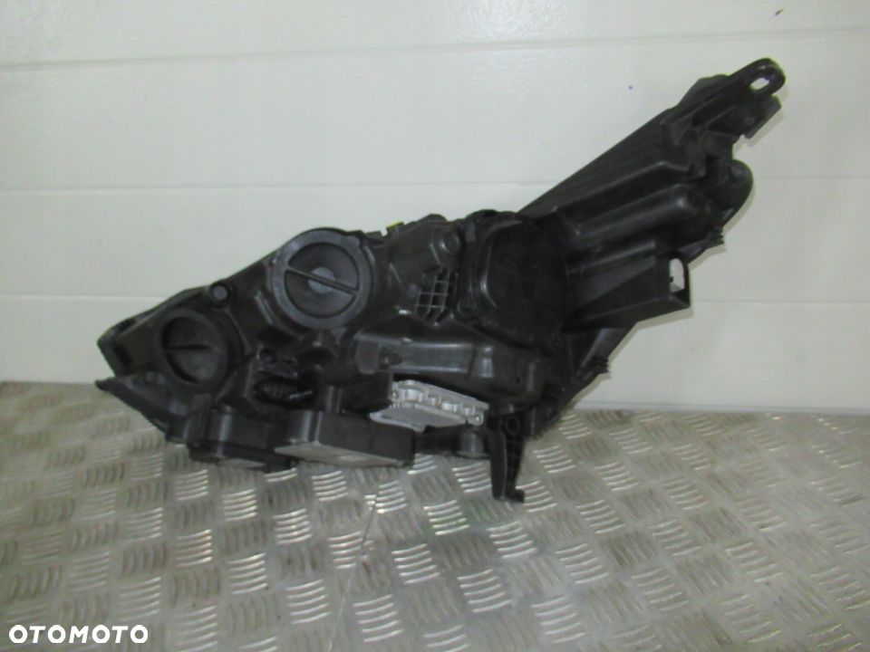 LAMPA PRZEDNIA PRZÓD PRAWA FORD C-MAX MK2 II LIFT XENON 2014-2019 - 5