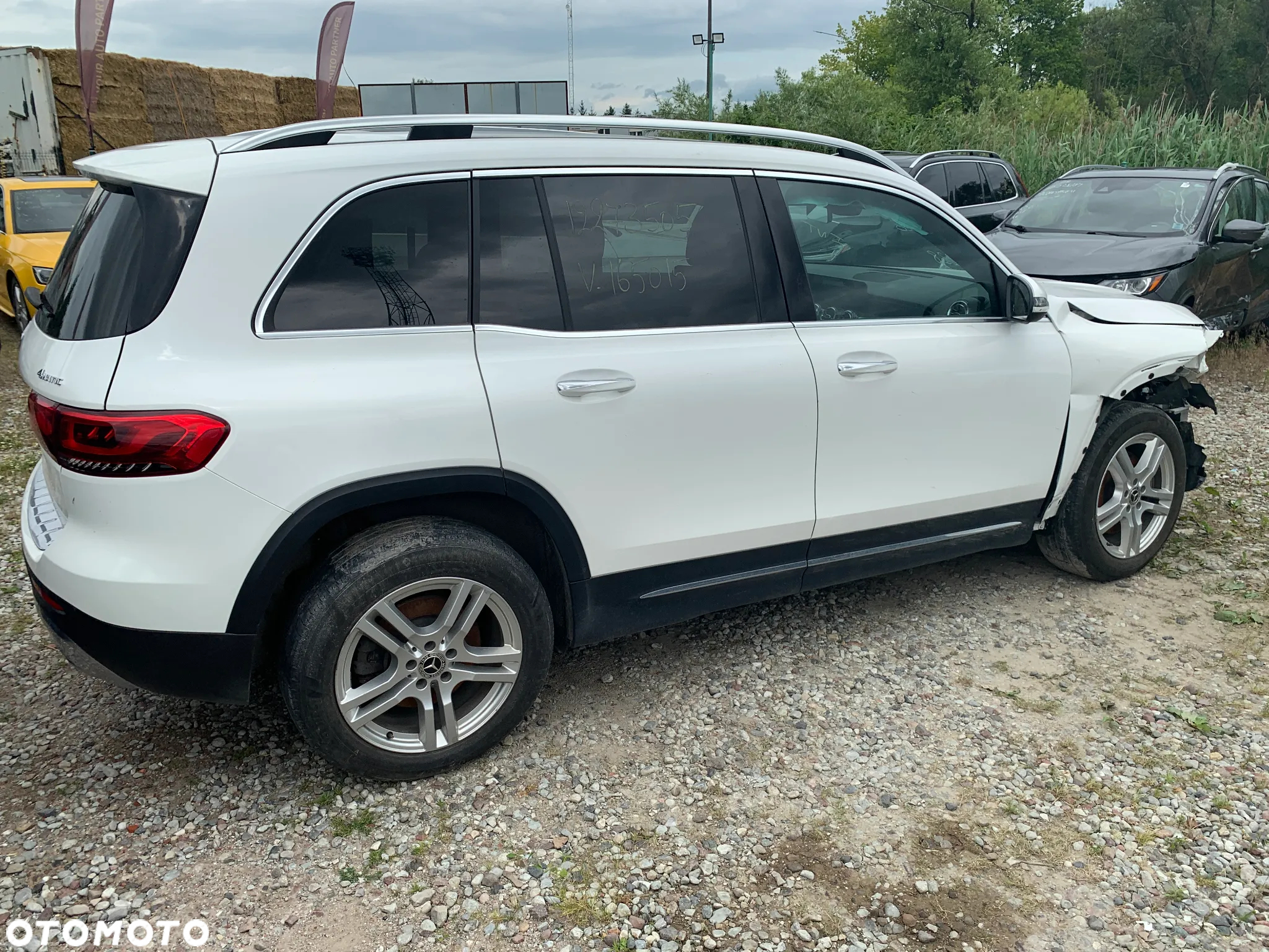 Mercedes-Benz GLB 250 4-Matic 8G-DCT - 2