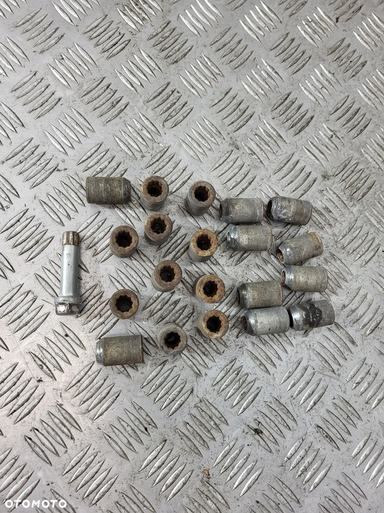 Suzuki Jimny Felgi Aluminiowe 15 - 15