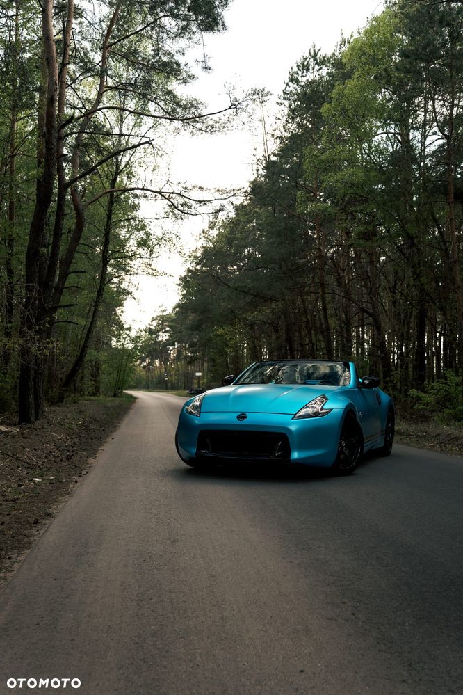 Nissan 370 Z 2012 photo 2