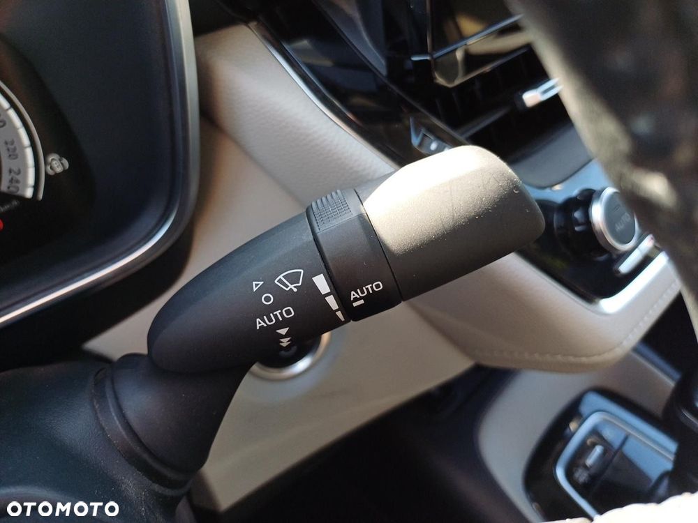 Toyota Corolla 1.8 Hybrid Style - 20