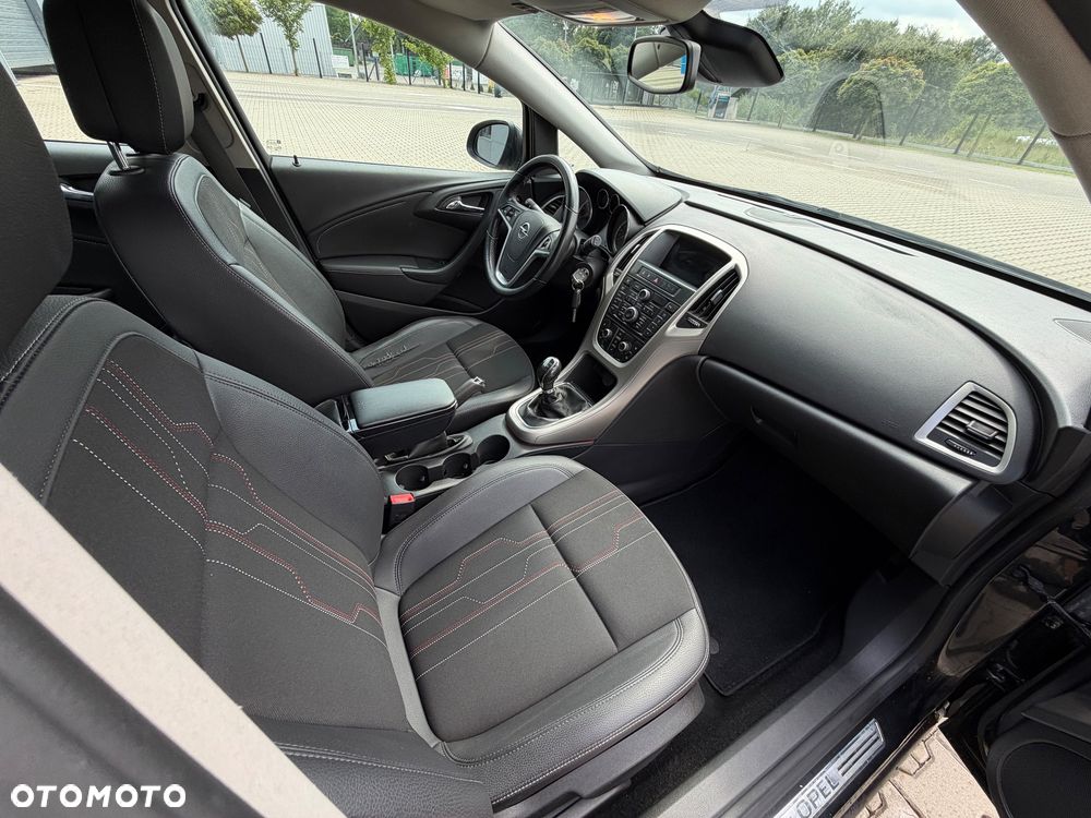 Opel Astra 1.4 T Sport - 8
