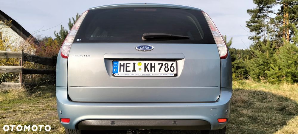Ford Focus 1.6 16V Trend - 33